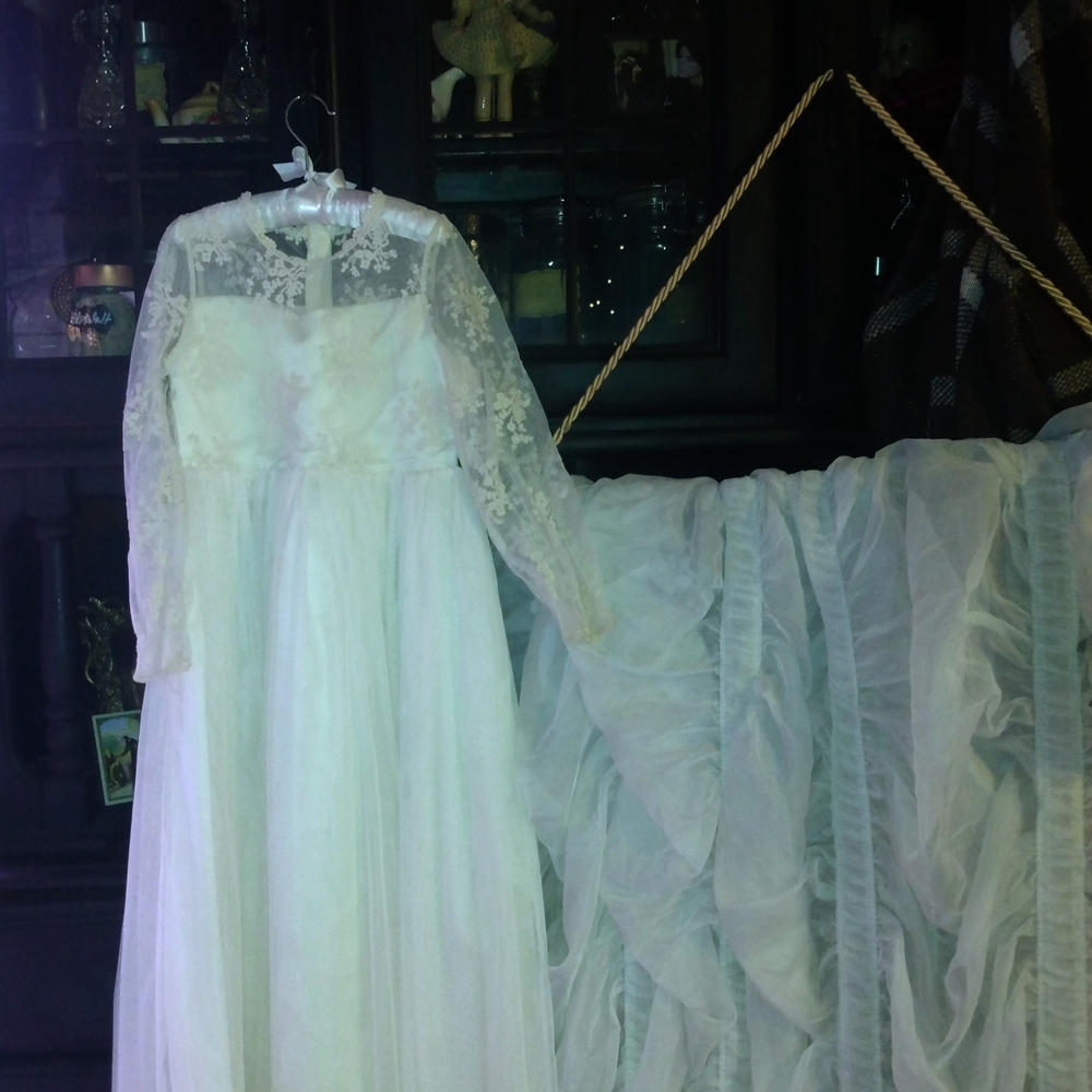 Elegant White Lace Kids Formal Dress